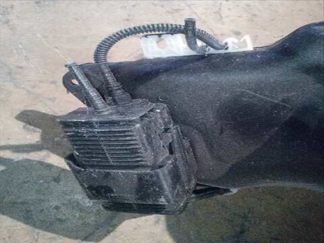 Foto 4ª: Deposito de Combustible Peugeot 208 156CV 115KW