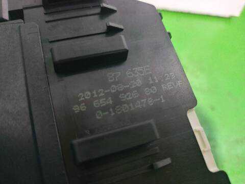 Foto 3ª: Caja Reles Fusibles Peugeot 508 ACTIVE 140CV [8DRHF8] (2011)