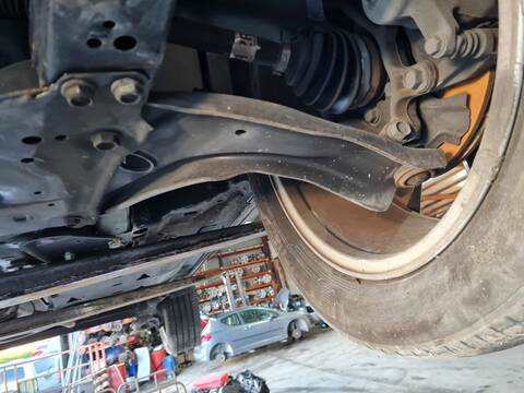 Brazo Suspension Delantero Izquierdo Nissan Qashqai ACENTA 140CV 103KW