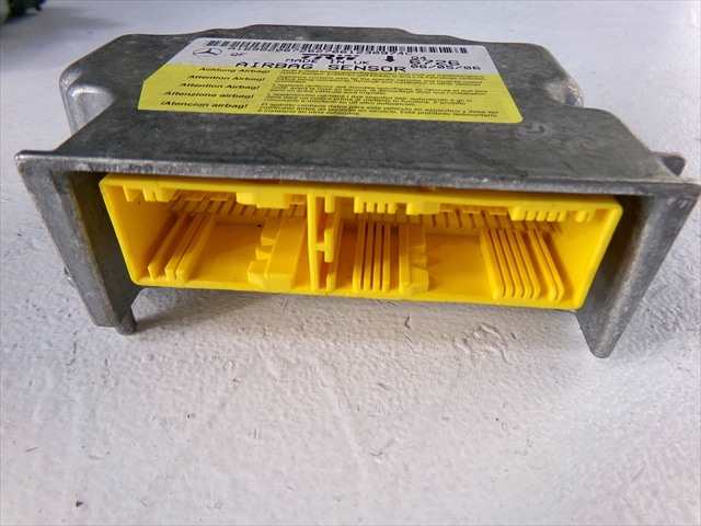 Foto 3ª: Centralita Airbag Mercedes Clase B 200 2.0 CDI W245,2005-2008 [640941] (2006)