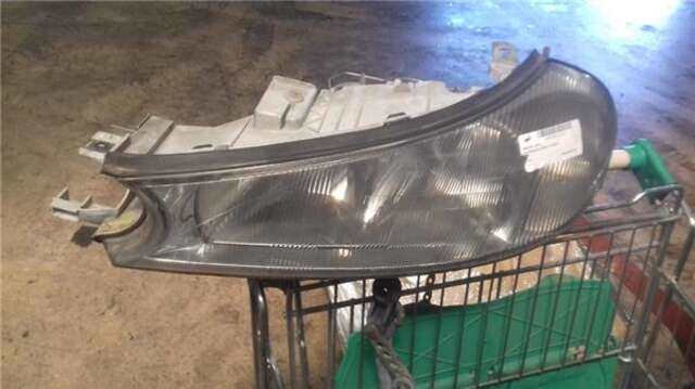 Faro Izquierdo Ford Mondeo 1.8 I