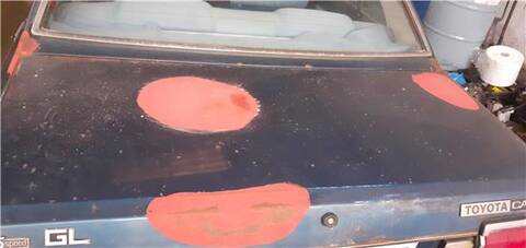 Portón Toyota Carina 1.6 TA4L. TA60L)