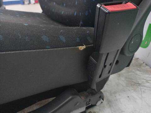 Foto 3ª: Asiento Delantero Derecho Citroen C3 1.4 HDI SX 68CV [8HXDV4TD] (1995)