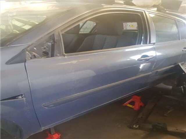 Puerta Delantera Izquierda Renault Megane 1.4 AUTHENTIQUE [1.4 LTR. - 72 KW 16V] II BERLINA 5P (10.2002-_)