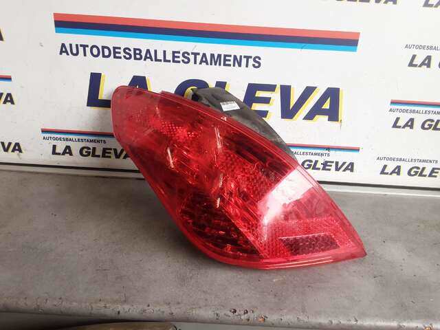 Piloto Trasero Izquierdo Peugeot 308 1.6 HDI