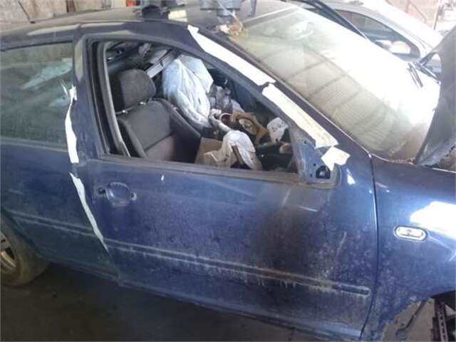 Puerta Delantera Derecha Volkswagen Golf 1.9 TDI