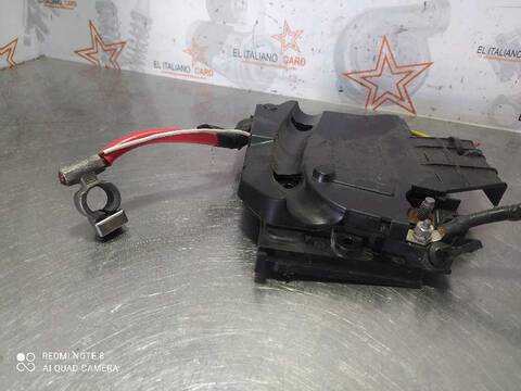 Foto 2ª: Caja Reles Fusibles Ford Focus TITANIUM 125CV 92KW [M1DD] (2015)