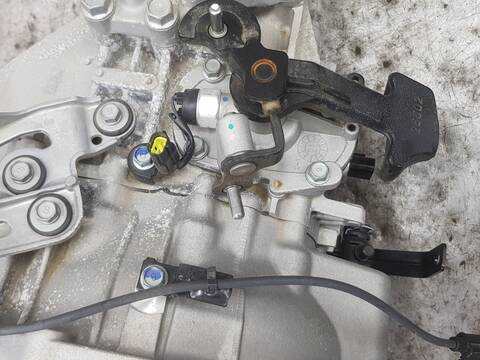 Foto 3ª: Caja Cambios Hyundai i30 1.4 101CV [G4LG] (2017)