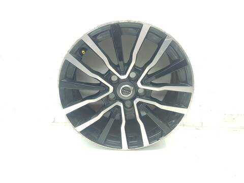 LLanta Aleacion Volvo V40 MOMENTUM