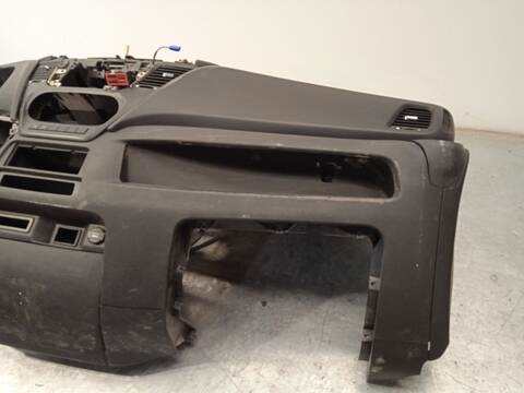 Foto 3ª: Salpicadero Iveco Daily 33S16 35S16 35C16 40C16 50C16 156CV 115KW FURGONETA [F1AGL411W*E] (2021)