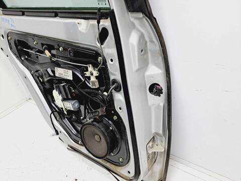 Foto 3ª: Puerta Trasera Izquierda Seat Toledo 1.9 TDI 110CV 81KW [AHF] (2000)