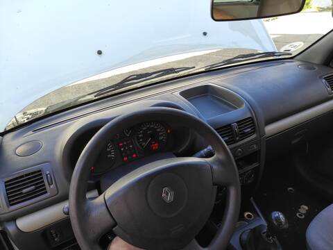 Salpicadero Renault Clio D7F720