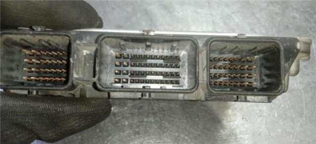 Foto 3ª: Centralita Motor ECU Renault Megane 1.9 CONFORT AUTHENTIQUE [1.9 LTR. - 88 KW DCI DIESEL] II CLASSIC BERLINA (2003-_) [F9QB800]