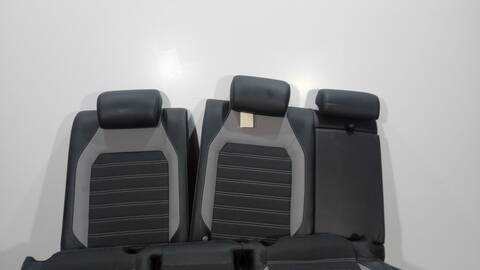 Foto 3ª: Asientos Traseros Volkswagen Jetta 2.0 TDI 110CV 81KW [CUUA] (2014)