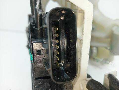 Foto 2ª: Cerradura Puerta Delantera Izquierda Hyundai Tucson 1.6 TGDI CAT 177CV [G4FJ] (2014)