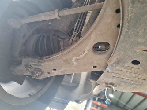 Brazo Suspension Delantero Izquierdo Jeep Renegade LONGITUDE 4WD 120CV 88KW