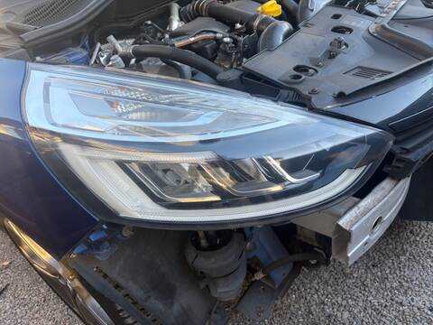 Foto 3ª: Faro Derecho Renault Clio K9K638 (2019)
