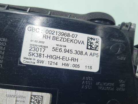Foto 2ª: Piloto Portón Derecho Skoda Octavia AMBITION 116CV 85KW [DTRD] (2022)