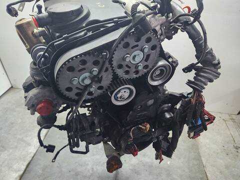 Foto 2ª: Motor Completo Audi A4 2.0 TDI 16V 103KW) BERLINA 140CV [BLB] (2005)