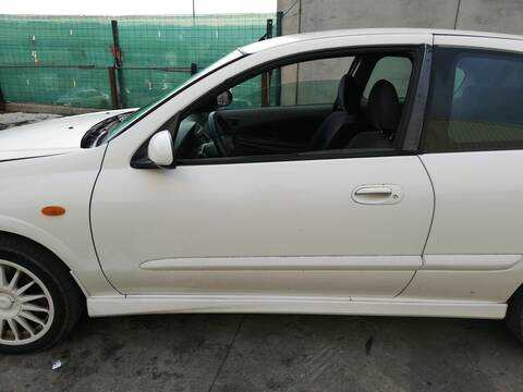 Puerta Delantera Izquierda Nissan Almera QG18