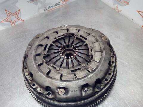 Volante Motor Mercedes Clase C 160 C 220 T CDI 203.206) 143CV 105KW FAMILIAR