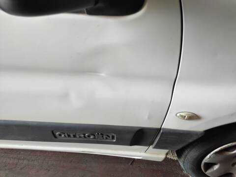Foto 2ª: Puerta Delantera Derecha Citroen Berlingo 9HW (2007)