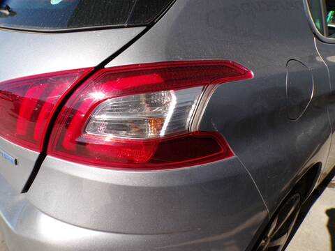 Piloto Trasero Derecho Peugeot 308 BH01