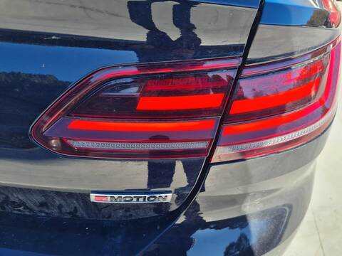 Foto 4ª: Piloto Portón Derecho Volkswagen Arteon R-LINE 4MOTION 239CV 176KW [CUAA 5080] (2020)