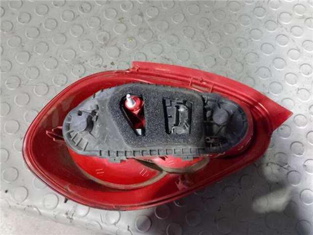 Foto 2ª: Piloto Trasero Derecho Toyota Aygo 1.0 BÁSICO [1.0 LTR. - 50 KW CAT] [1KR-FE]