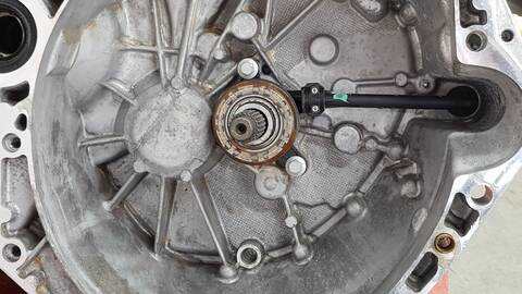 Foto 3ª: Caja Cambios Renault Express BASIS 90CV 66KW