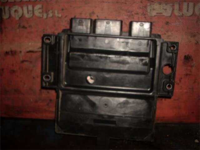 Foto 3ª: Centralita Motor ECU Renault Megane 1.5 CONFORT AUTHENTIQUE [1.5 LTR. - 63 KW DCI DIESEL CAT] II CLASSIC BERLINA (2003-_) [K9KG724]