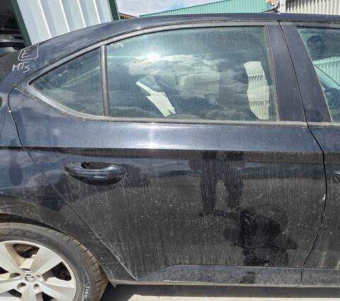 Puerta Trasera Derecha Skoda Superb CRLB BERLINA
