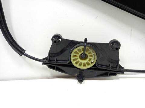 Foto 3ª: Elevalunas Manual Trasero Derecho Audi Q3 CUV (2015)