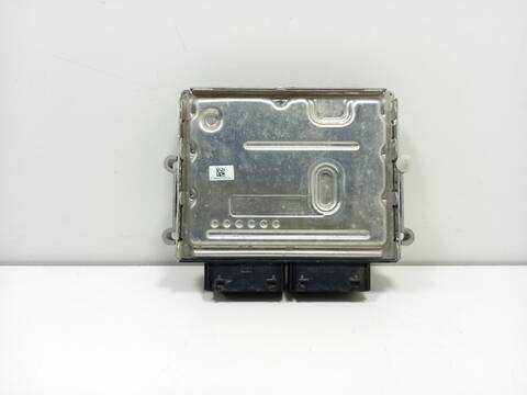 Foto 2ª: Centralita Motor ECU Ford Focus B7DA BERLINA (2018)