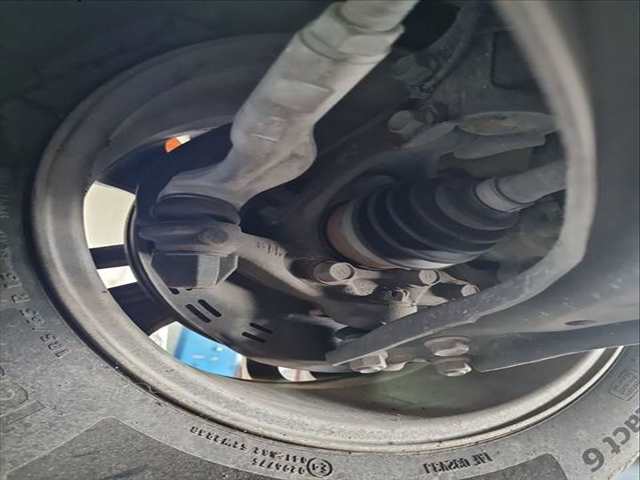 Mangueta Delantera Izquierda Toyota Yaris 1.5 HYBRID MXPH11) 92CV 68KW