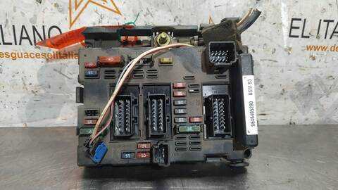Caja Reles Fusibles Peugeot 206 CC 136CV 100KW
