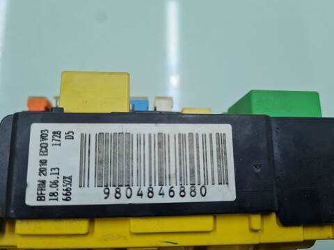 Foto 3ª: Caja Reles Fusibles Peugeot 208 1.6 16V HDI FAP 92CV 68KW (2013)