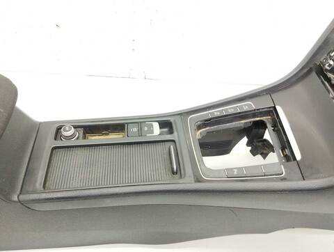 Foto 2ª: Consola Central Volkswagen Golf 2.0 TSI 230CV 169KW [CHHA] (2017)