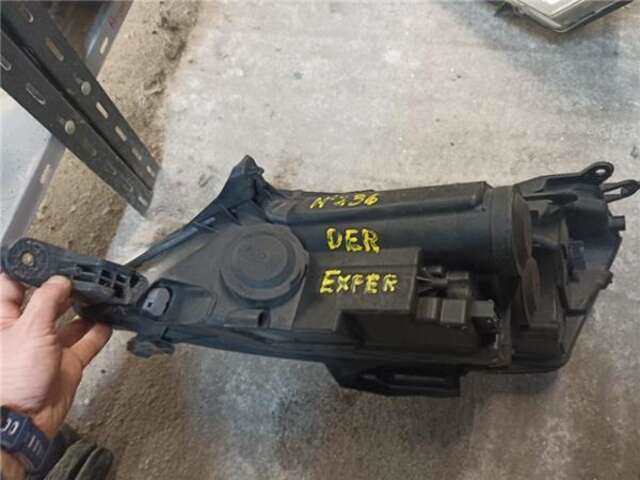 Foto 2ª: Faro Derecho Peugeot Expert 2.0 COMBI L1 [2.0 LTR. - 88 KW HDI CAT (RHK - DW10UTED4)] [RHK (DW10UTED4)]