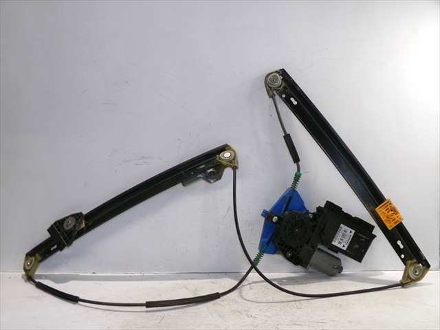 Foto 3ª: Elevalunas Eléctrico Delantero Izquierdo Audi A4 1.9 TDI 2000-2004 [AVF] (2002)