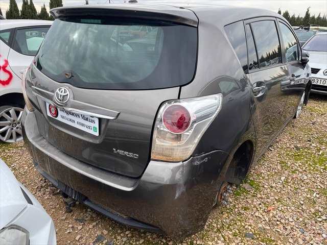 Foto 4ª: Paragolpes Trasero Toyota Verso 1.6 D-4D 112cv [N47C16A] (2018)