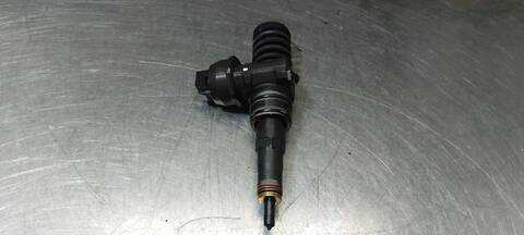 Foto 2ª: Inyectores Volkswagen Touran TRAVELLER 140CV 103KW [BMM] (2007)