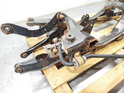 Foto 3ª: Puente Trasero Mitsubishi Outlander 2.0 HYBRID 4WD GG2W) 200CV 147KW [Y61,4B11,S61] (2015)