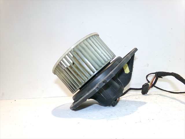 Foto 2ª: Ventilador de Calefacción Volkswagen Transporter 2.5 TDI 1996-2003 T4 (1998)