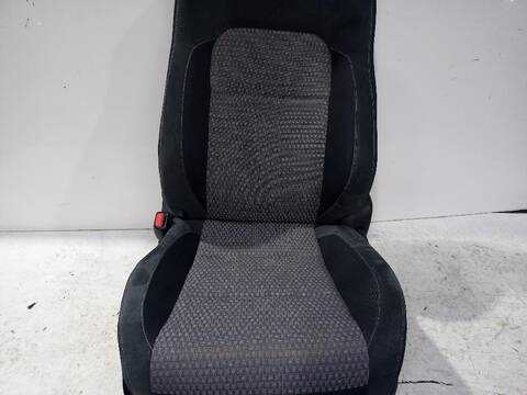 Foto 3ª: Asiento Delantero Izquierdo Toyota Auris HYBRID FEEL EDITION 136CV (2013)
