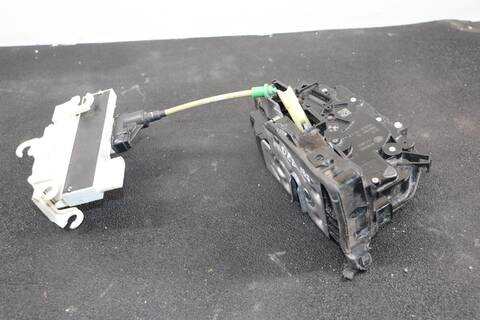 Foto 2ª: Cerradura Puerta Delantera Izquierda Bmw Serie 7 720 B57D30B AUT. (2016)