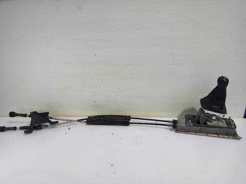 Foto 3ª: Palanca de Cambio Volkswagen Polo ADVANCE BLUEMOTION 90CV [CUSB] (2014)