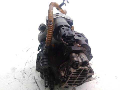 Foto 2ª: Bomba Inyeccion Renault Megane VERSION INDEFINIDA II BM0/1_ CM0/1_) (2001)