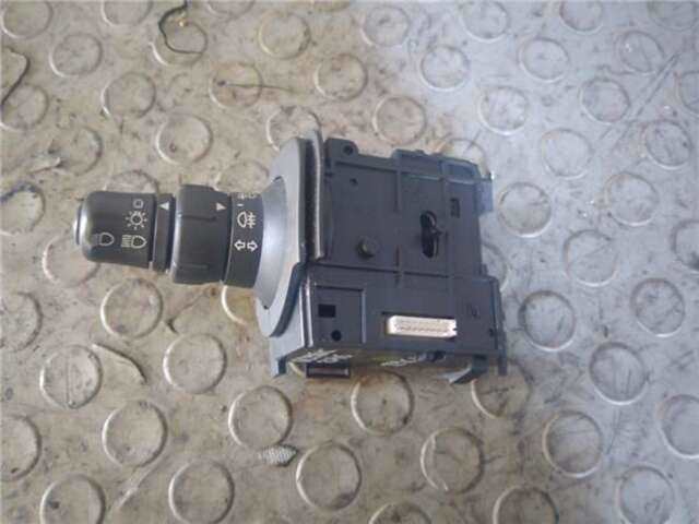 Mando Multifuncion Renault Scenic 1.9 AUTHENTIQUE [1.9 LTR. - 88 KW DCI DIESEL] (JM)(2003-_)