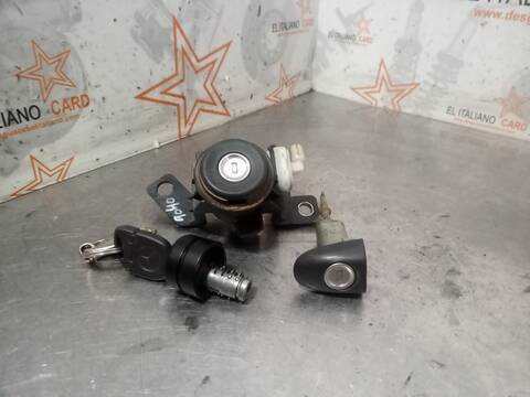 Cerradura Puerta Delantera Izquierda Mercedes Clase A 140 160 168.033) 102CV 75KW